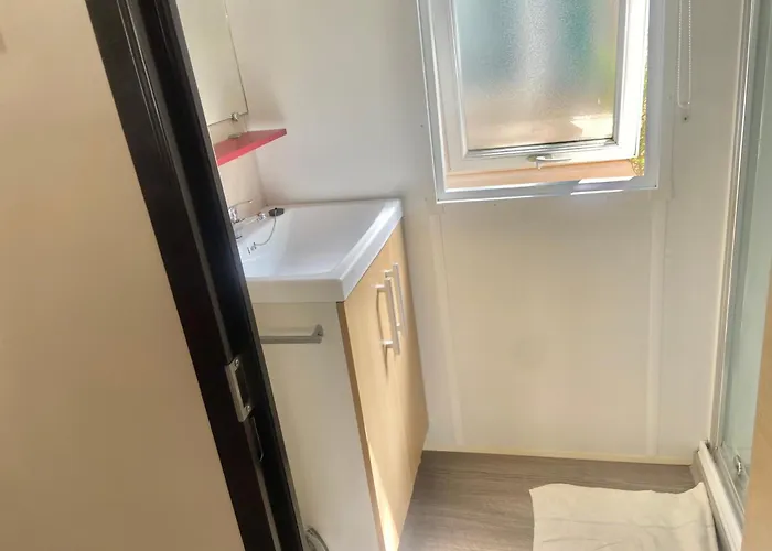 Tiny House, Mobilhome 6 Personnes Au Port De Vendres Plage