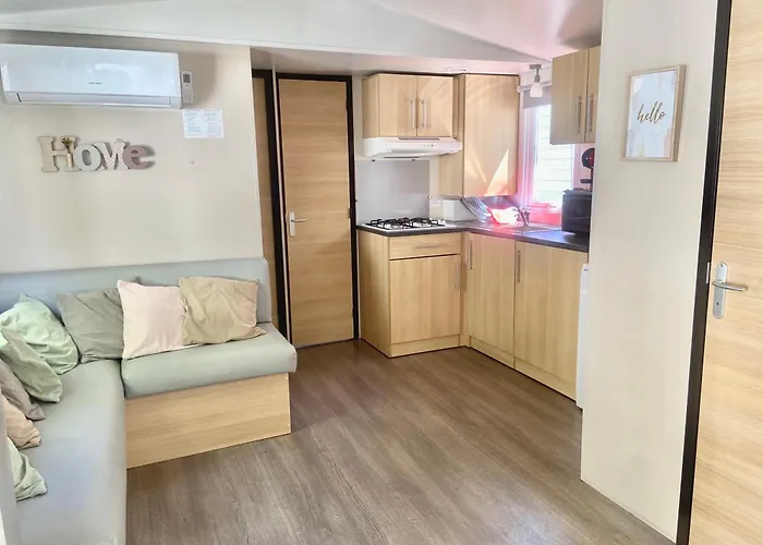 Tiny House, Mobilhome 6 Personnes Au Port De Vendres Plage