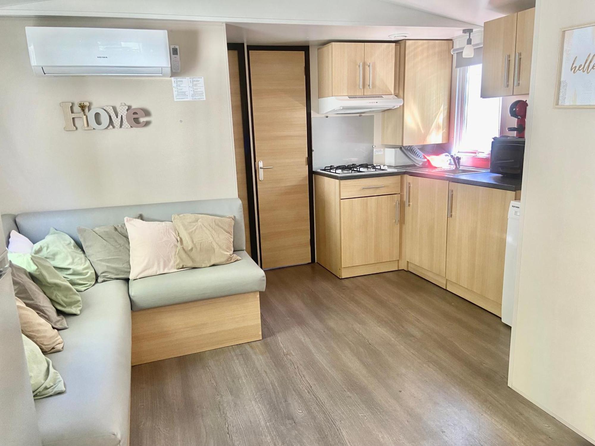 Campsite Tiny House, Mobilhome 6 Personnes Au Port De Vendres